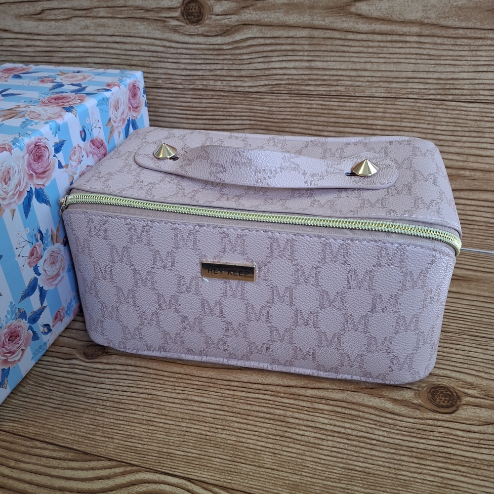 Hey keep makeup bag